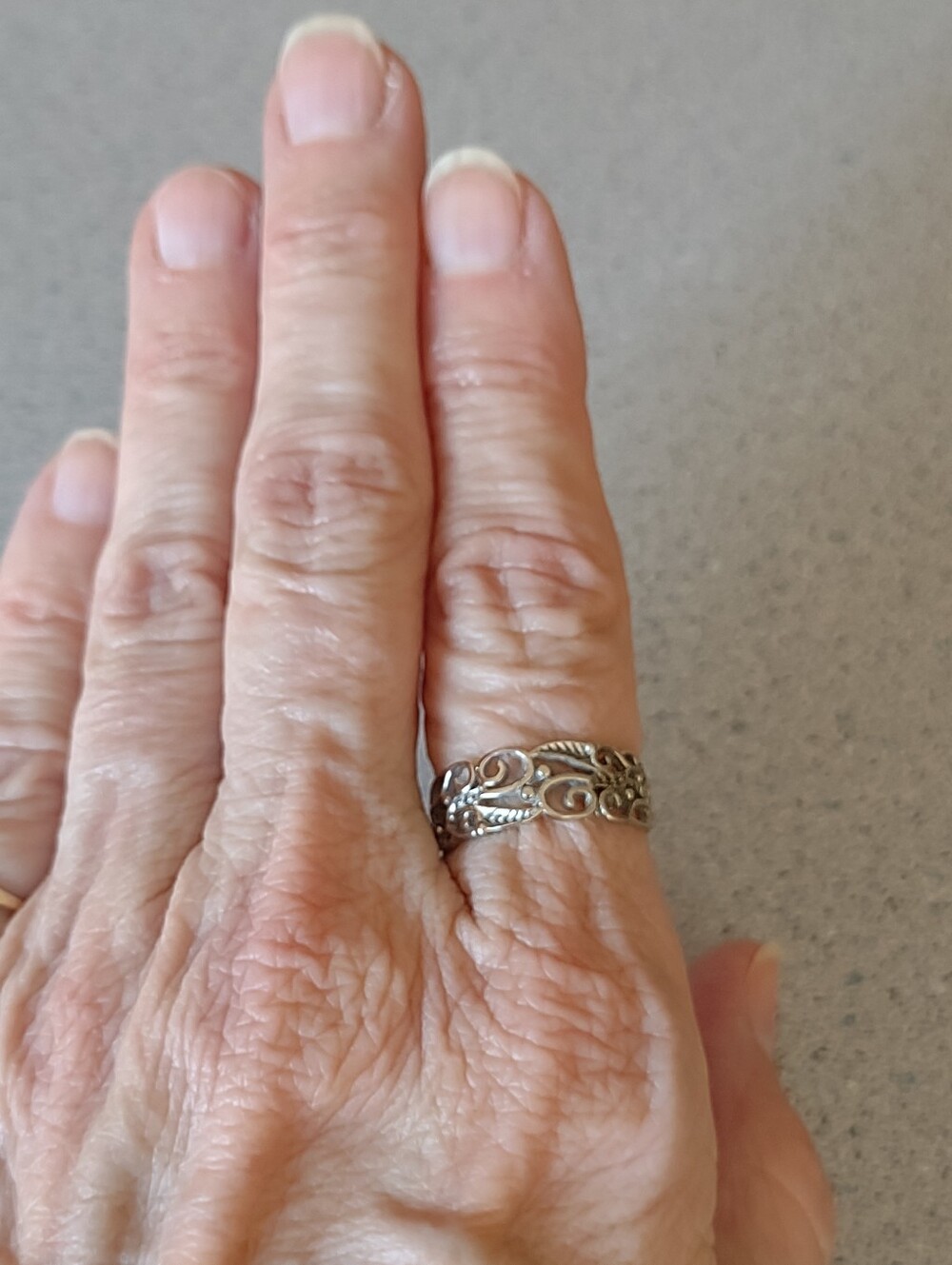 Scrolling Ring(8) - Picture 3 of 5